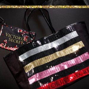 Must Go🎉 Victoria's Secret sequence tote  bag